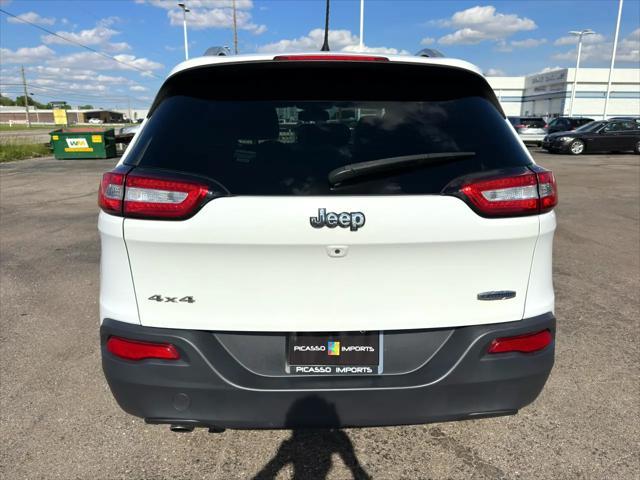 used 2015 Jeep Cherokee car, priced at $10,397