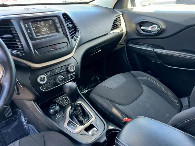 used 2015 Jeep Cherokee car, priced at $10,397