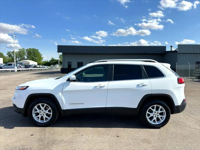 used 2015 Jeep Cherokee car, priced at $10,397