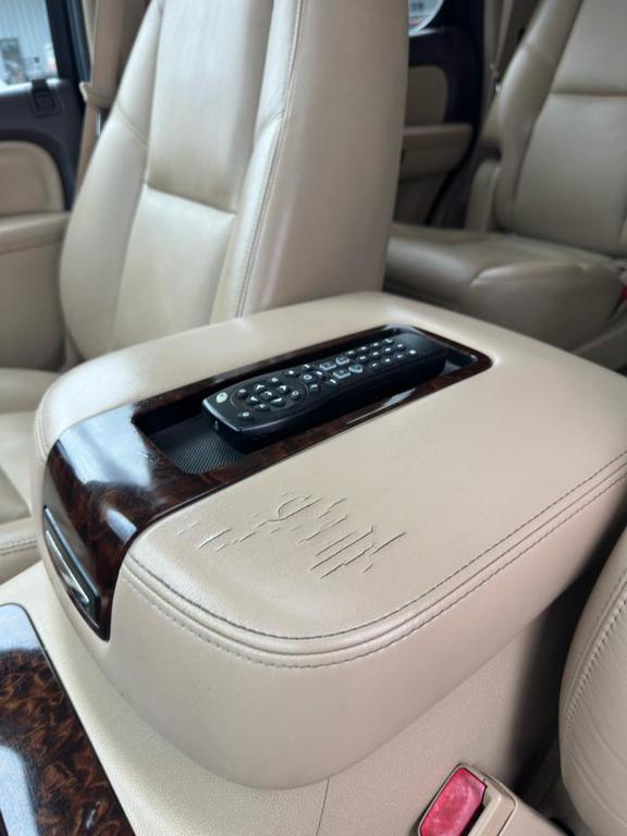 used 2011 GMC Yukon car, priced at $7,800