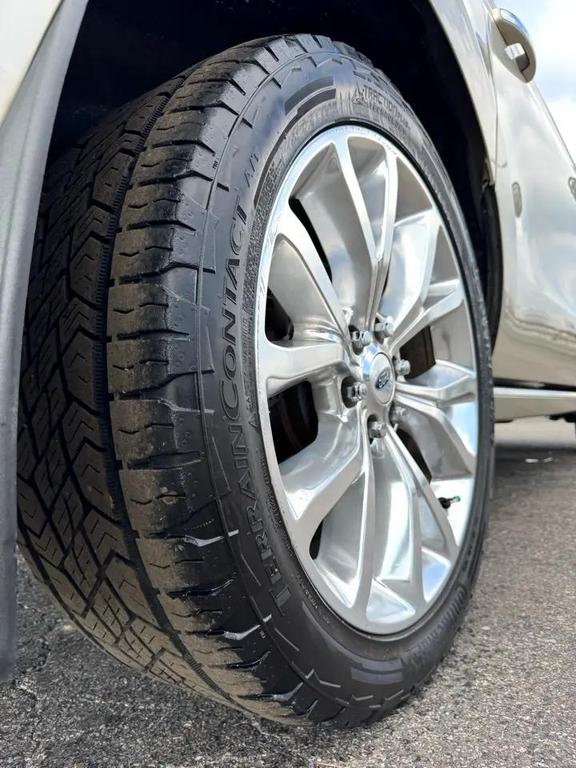 used 2018 Ford Expedition Max car, priced at $27,000