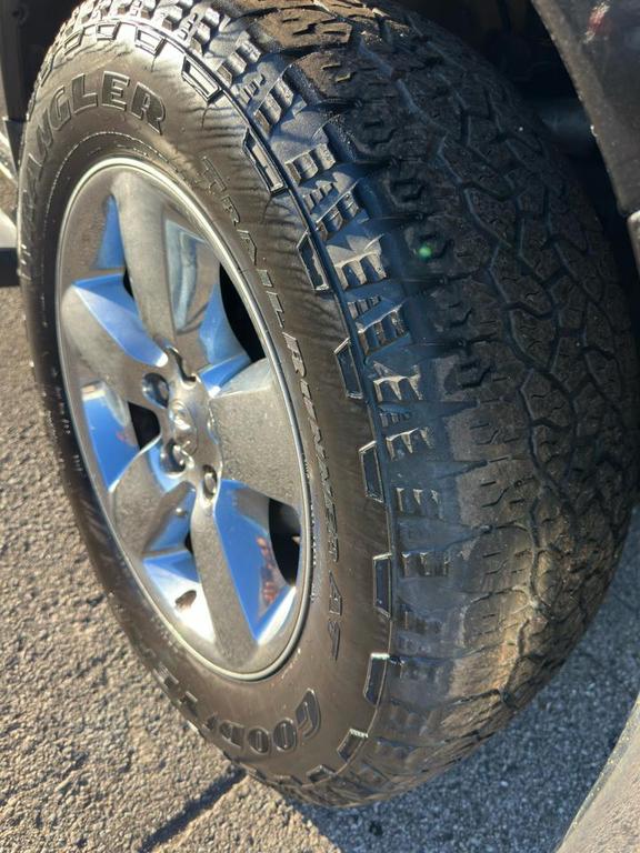 used 2015 Ram 1500 car, priced at $14,400