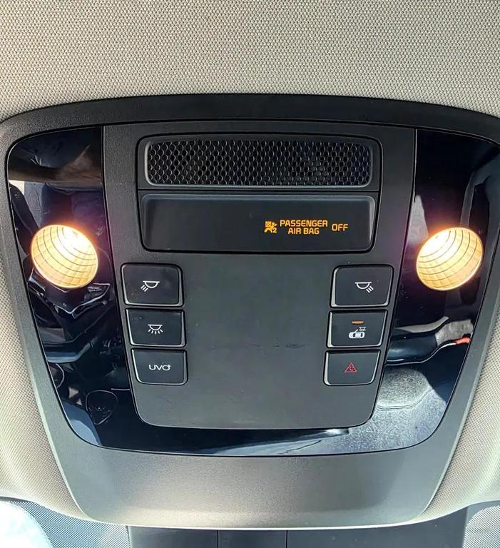 used 2022 Kia Carnival car, priced at $24,700