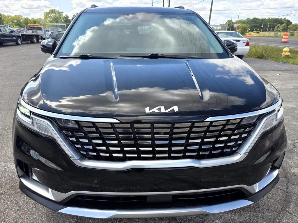 used 2022 Kia Carnival car, priced at $24,700