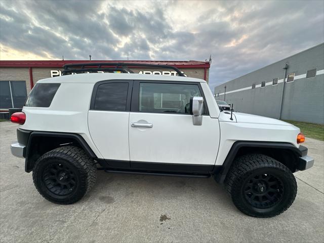 used 2011 Toyota FJ Cruiser car, priced at $18,900