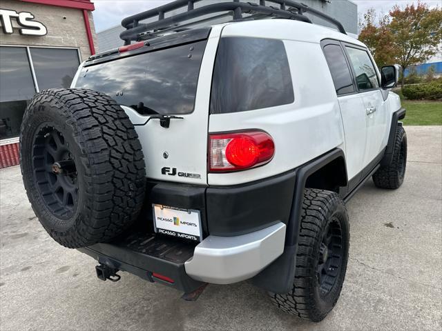 used 2011 Toyota FJ Cruiser car, priced at $18,900