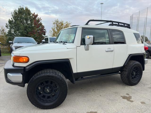 used 2011 Toyota FJ Cruiser car, priced at $18,900