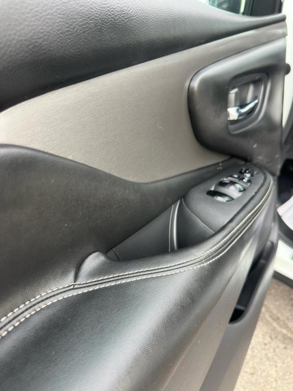 used 2022 Nissan Murano car, priced at $20,000