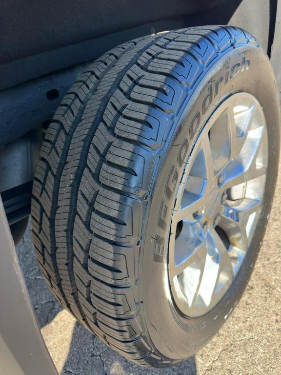 used 2014 GMC Sierra 1500 car, priced at $17,500