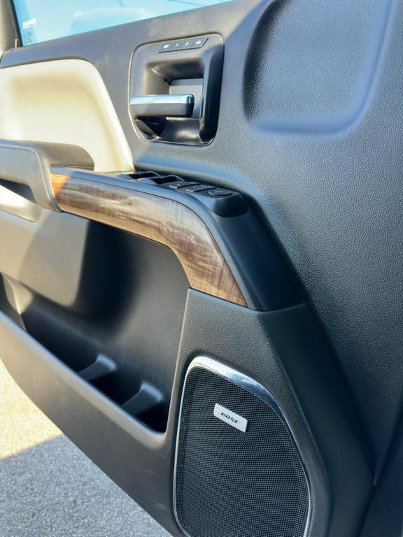 used 2014 GMC Sierra 1500 car, priced at $17,500