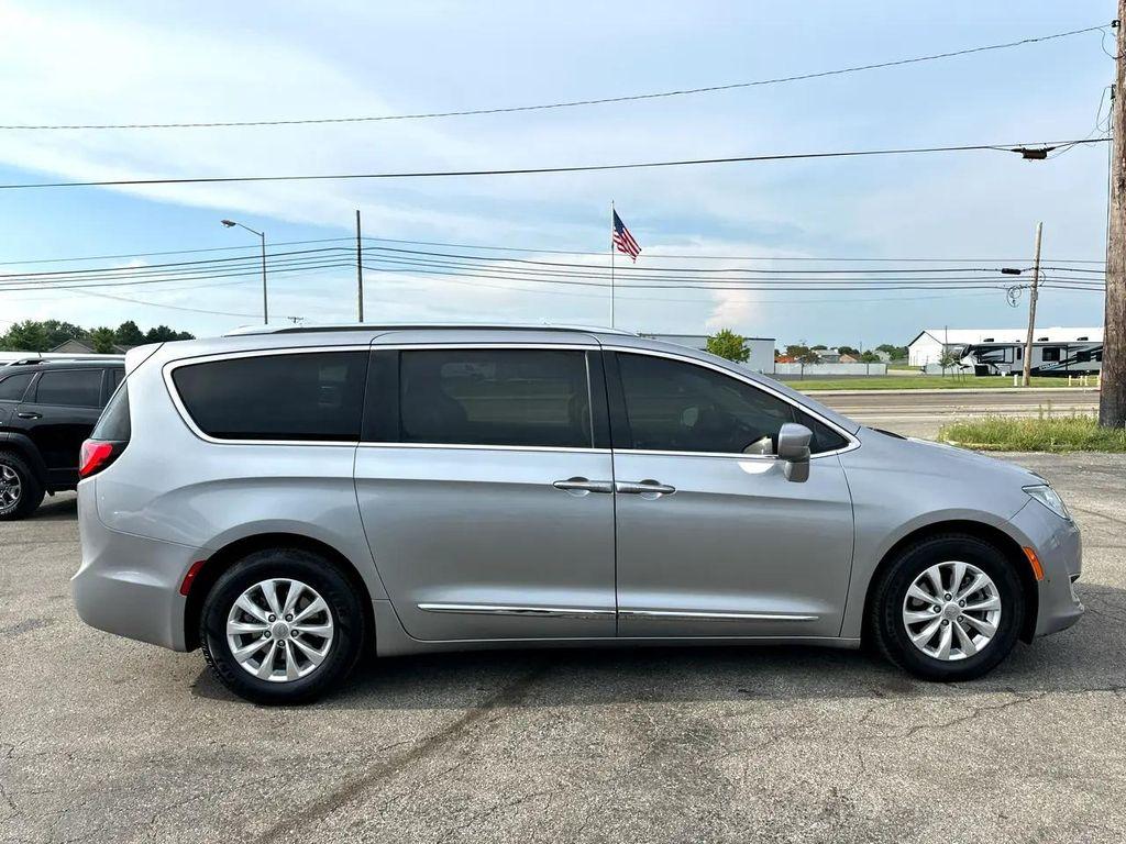 used 2018 Chrysler Pacifica car, priced at $10,150