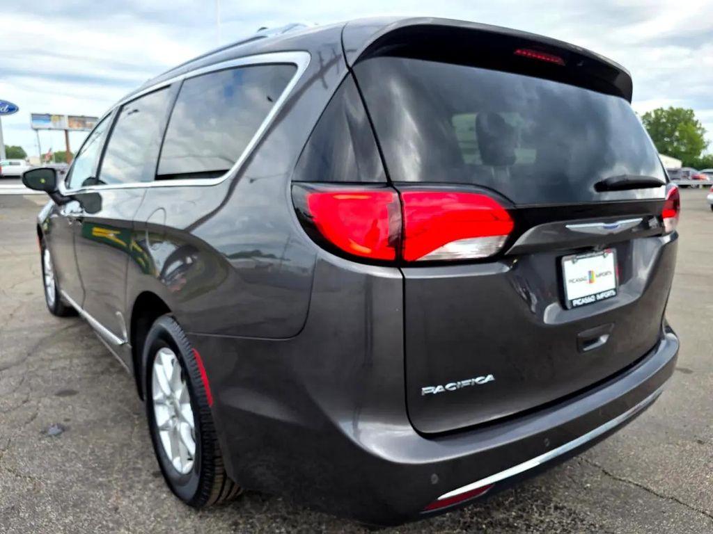 used 2020 Chrysler Pacifica car, priced at $15,300