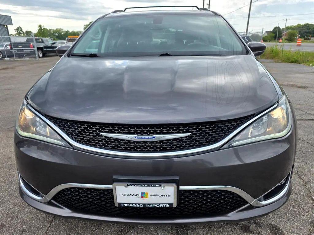 used 2020 Chrysler Pacifica car, priced at $15,300