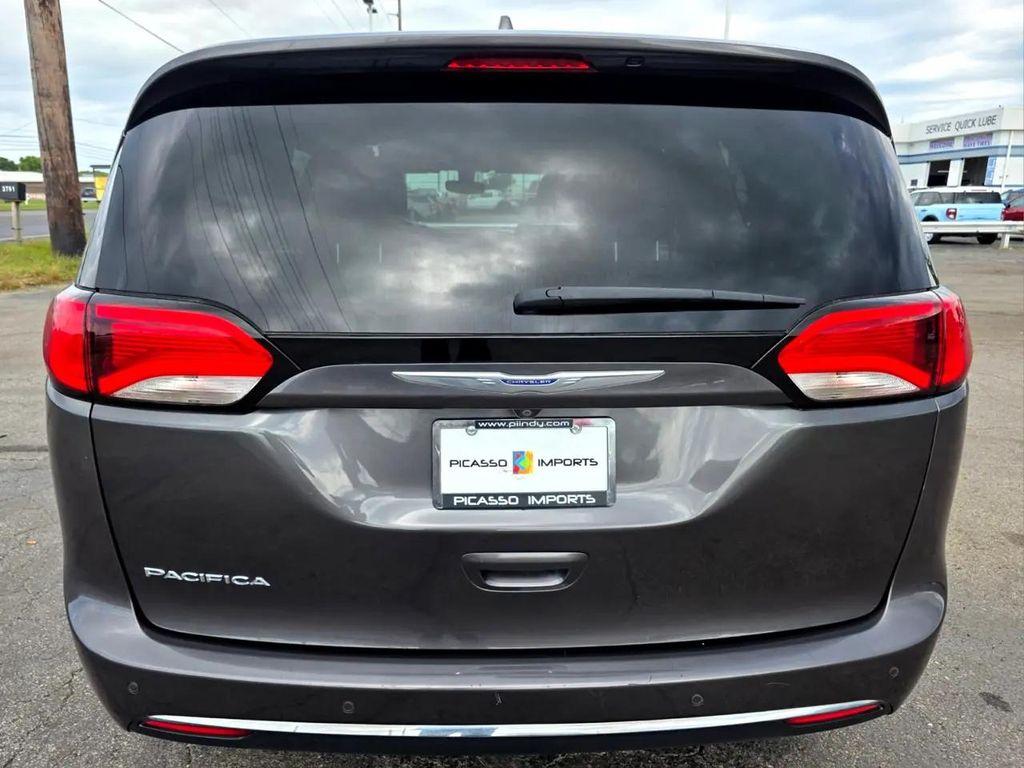 used 2020 Chrysler Pacifica car, priced at $15,300