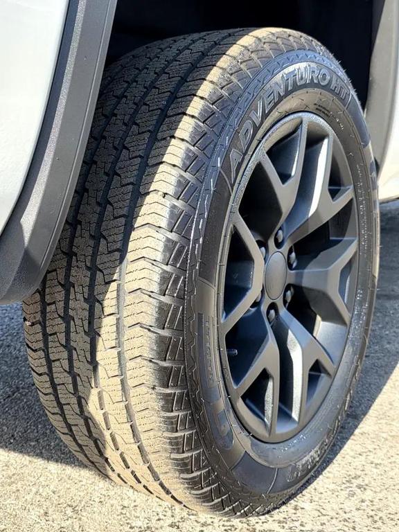 used 2015 GMC Sierra 1500 car, priced at $23,500