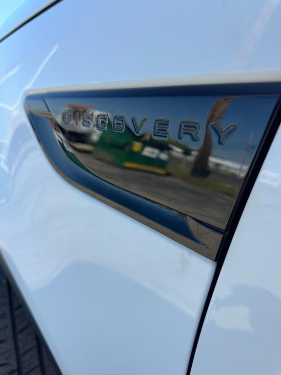 used 2020 Land Rover Discovery car, priced at $21,500