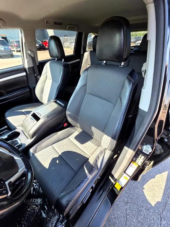 used 2018 Toyota Highlander car, priced at $17,500