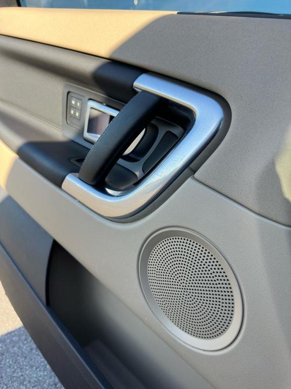 used 2016 Land Rover Discovery Sport car, priced at $11,100