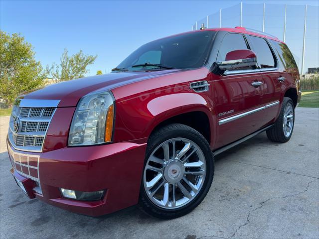 used 2013 Cadillac Escalade car, priced at $18,900