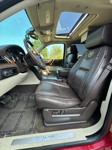 used 2013 Cadillac Escalade car, priced at $18,900