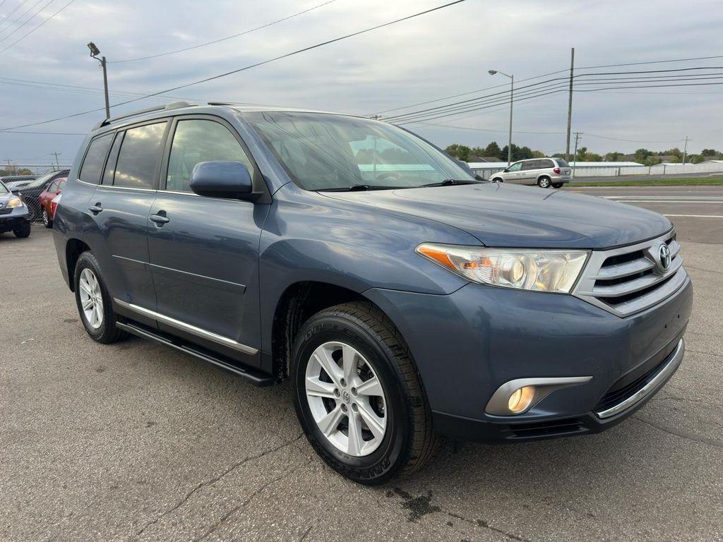 used 2013 Toyota Highlander car, priced at $10,795
