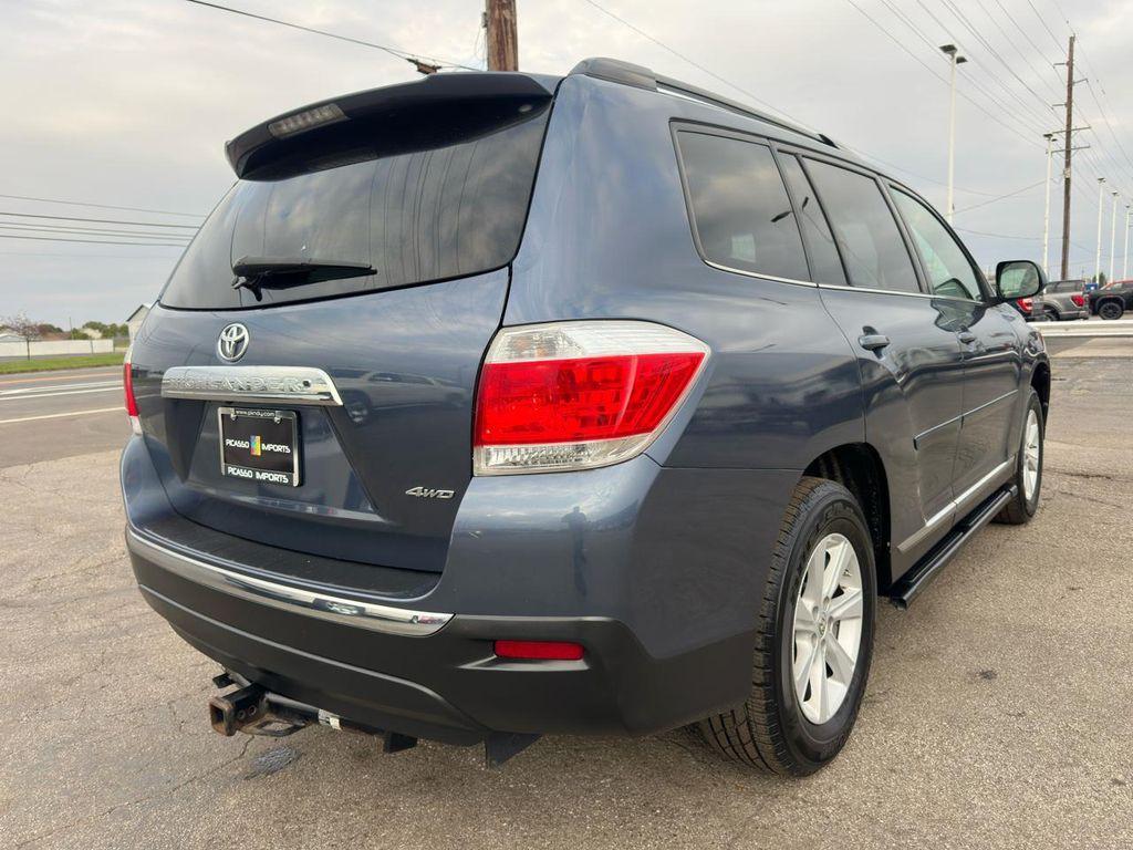 used 2013 Toyota Highlander car, priced at $10,795