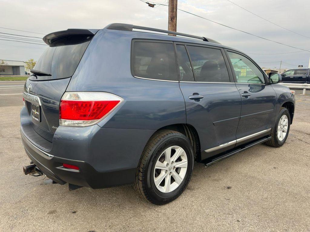 used 2013 Toyota Highlander car, priced at $10,795