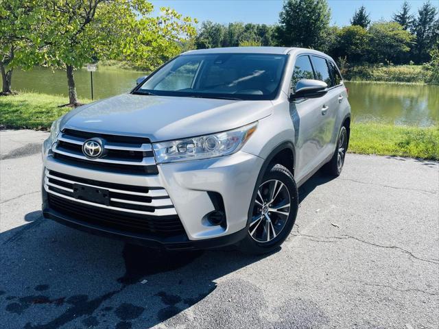 used 2019 Toyota Highlander car, priced at $19,995