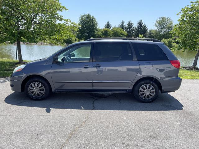 used 2006 Toyota Sienna car, priced at $5,495