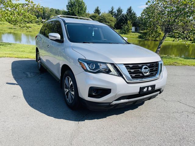 used 2017 Nissan Pathfinder car, priced at $10,995