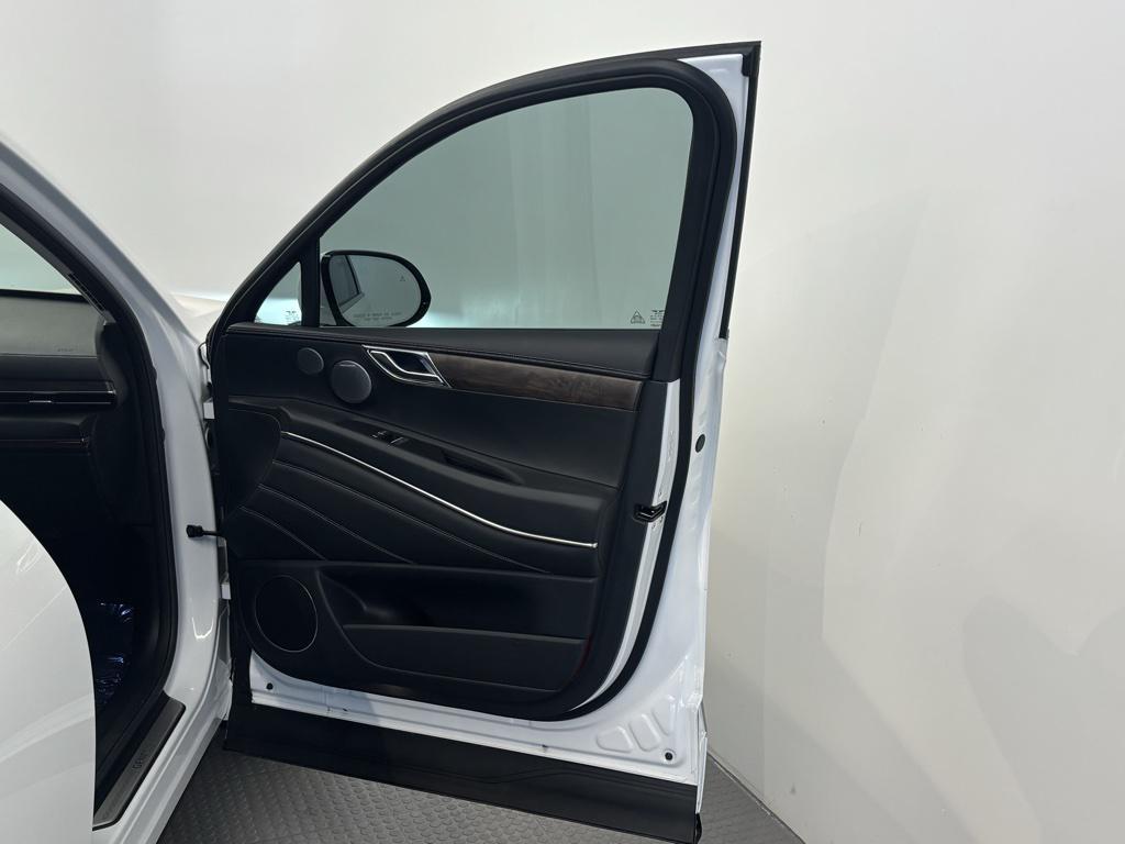 used 2025 Genesis GV80 car, priced at $59,981