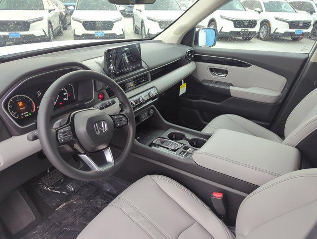 new 2025 Honda Pilot car, priced at $48,255