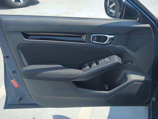 new 2025 Honda Civic Hybrid car, priced at $30,555