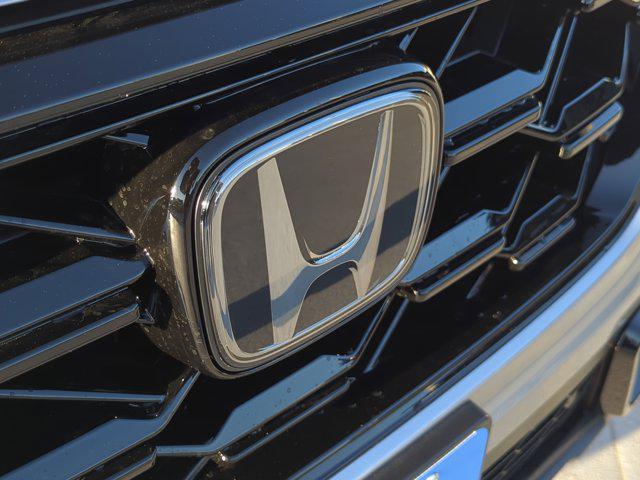 new 2025 Honda CR-V Hybrid car, priced at $39,045