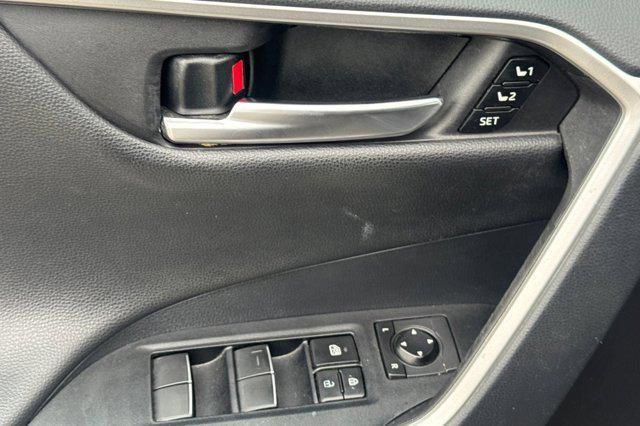 used 2019 Toyota RAV4 car, priced at $20,696