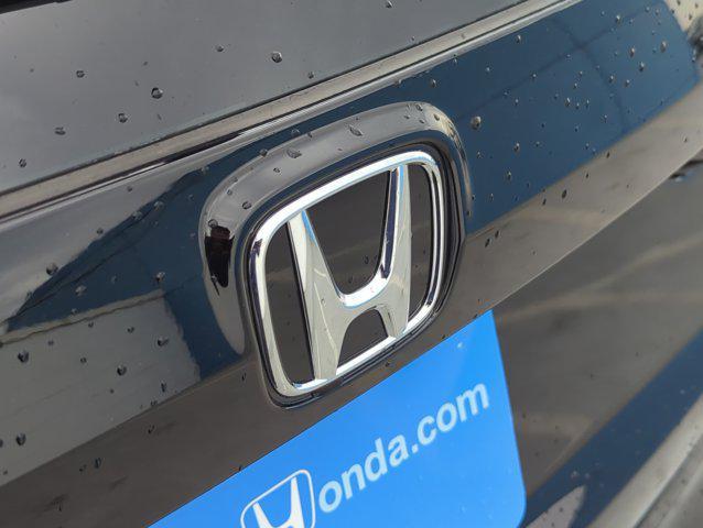 new 2025 Honda CR-V Hybrid car, priced at $39,045