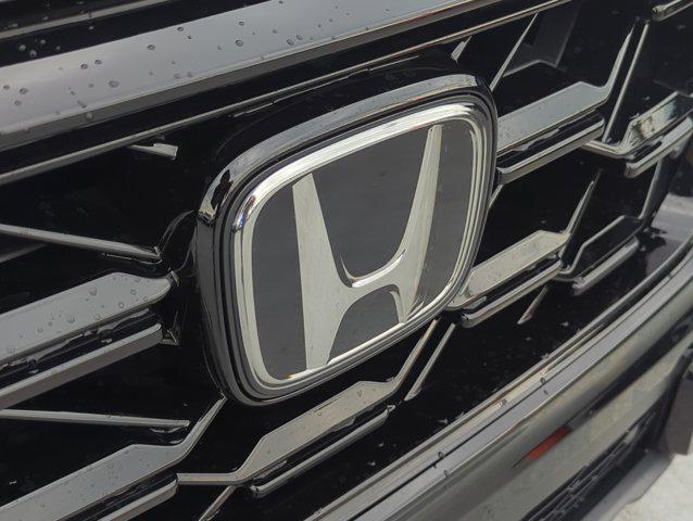 new 2025 Honda CR-V Hybrid car, priced at $39,045