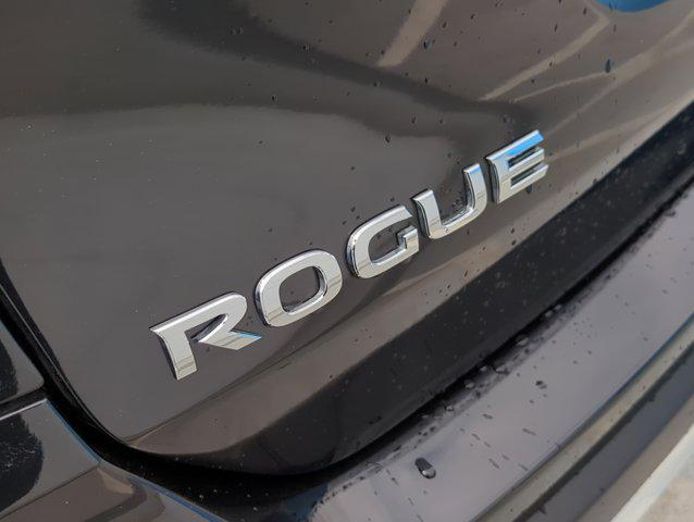 used 2018 Nissan Rogue car, priced at $13,999