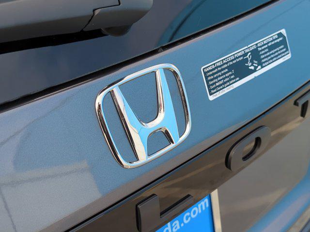 new 2025 Honda Pilot car, priced at $48,895