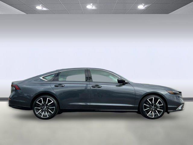 new 2025 Honda Accord Hybrid car, priced at $40,395