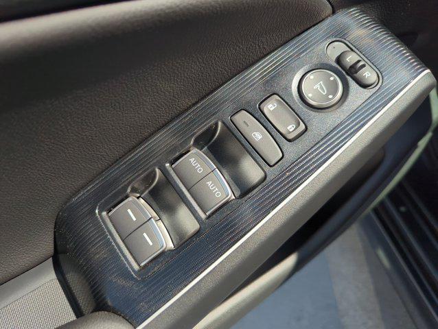 new 2025 Honda Civic Hybrid car, priced at $33,100