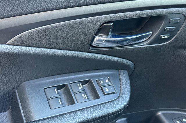 used 2022 Honda Pilot car, priced at $26,496