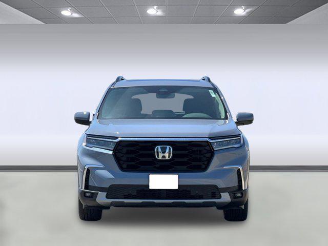 new 2025 Honda Pilot car, priced at $53,450