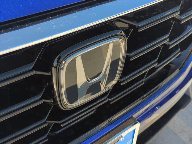 new 2025 Honda CR-V car, priced at $38,350