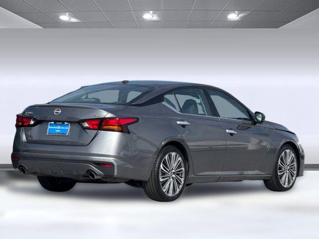used 2023 Nissan Altima car, priced at $19,998