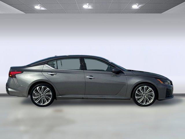 used 2023 Nissan Altima car, priced at $19,998
