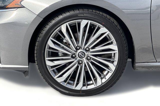 used 2023 Nissan Altima car, priced at $19,998