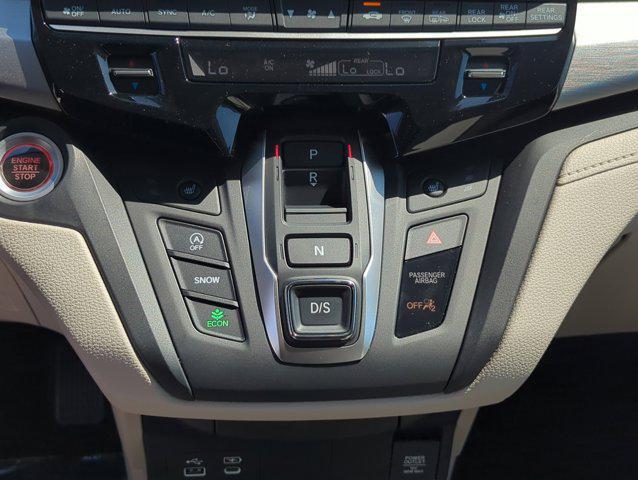 new 2025 Honda Odyssey car, priced at $43,670