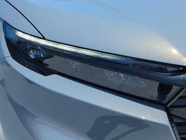 new 2025 Honda CR-V Hybrid car, priced at $41,000