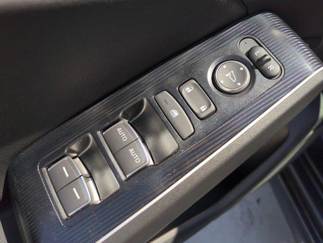 new 2025 Honda Civic Hybrid car, priced at $33,100